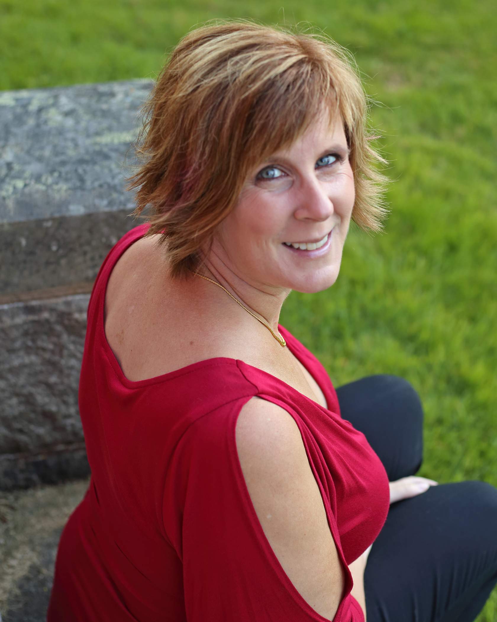 Thea Atkinson, Faculty
